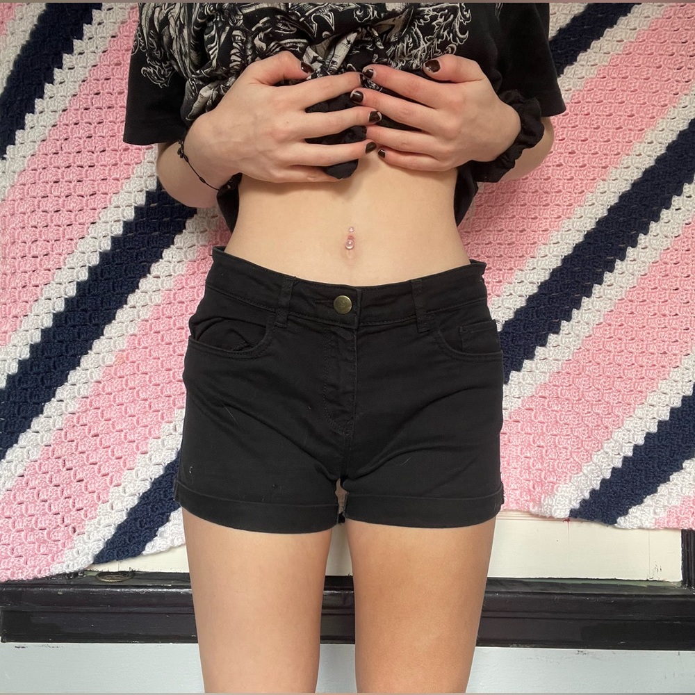 H&M size 4 Black jean shorts